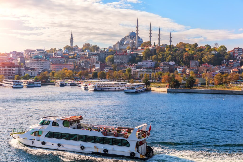 Kiva Yacht Bosphorus Tour